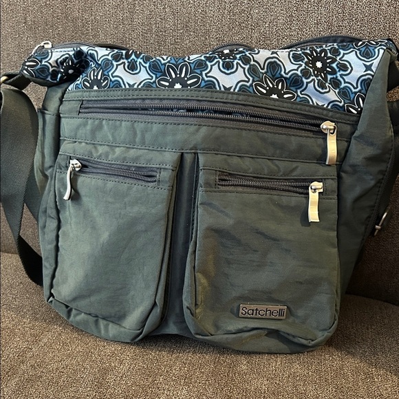 satchelli Handbags - Green Crossbody Bag